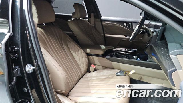 Kia K8 2.5 Gasoline 2WD Signature 2023 — фото 26