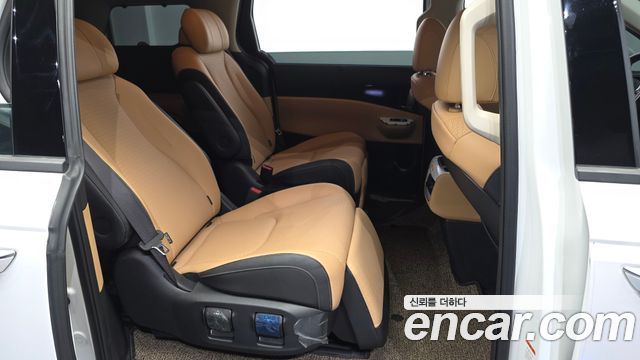 Kia Carnival (IV) Diesel 7-Seater Signature 2023 — фото 12