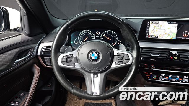 BMW 5 Series (G30) 520d M Sport Package Plus 2019 — фото 13