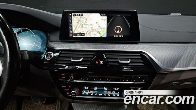 BMW 5 Series (G30) 520d M Sport Package Plus 2019 — фото 14