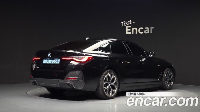 BMW i4 eDrive40 M Sports Pro 2022 — фото 2