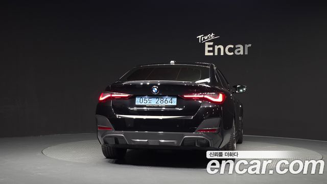 BMW i4 eDrive40 M Sports Pro 2022 — фото 4