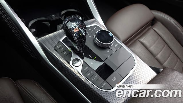 BMW i4 eDrive40 M Sports Pro 2022 — фото 9