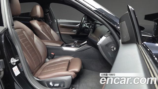 BMW i4 eDrive40 M Sports Pro 2022 — фото 15