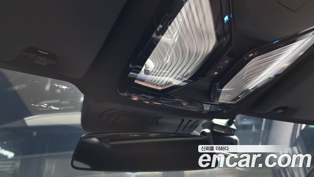 BMW i4 eDrive40 M Sports Pro 2022 — фото 21