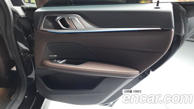 BMW i4 eDrive40 M Sports Pro 2022 — фото 31