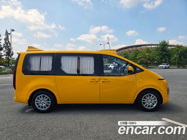 Hyundai Staria L3.5  Kinder Safety Car 15-Seater 2022 — фото 22