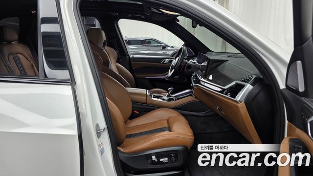 BMW X5M (G05) 4.4 Competition 2024 — фото 11