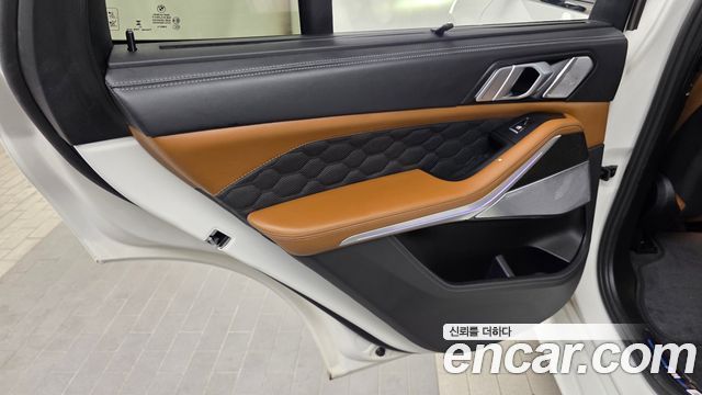 BMW X5M (G05) 4.4 Competition 2024 — фото 25