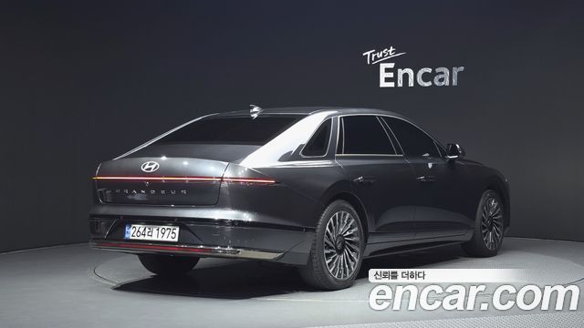 Hyundai Grandeur Hybrid (GN7) Calligraphy 2023 — фото 2