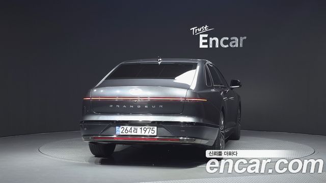 Hyundai Grandeur Hybrid (GN7) Calligraphy 2023 — фото 4