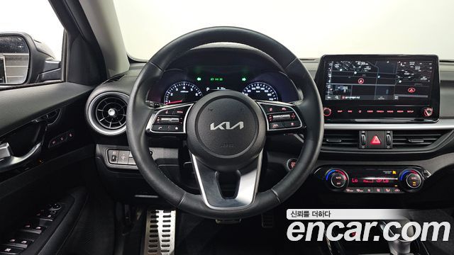 Kia K3 (II) 1.6 signature 2023 — фото 12