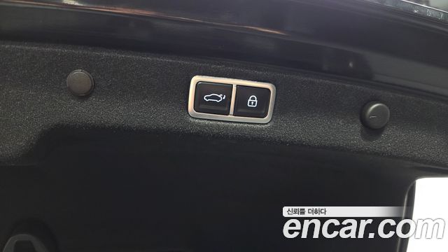 Hyundai Grandeur Hybrid (GN7) Premium 2023 — фото 17