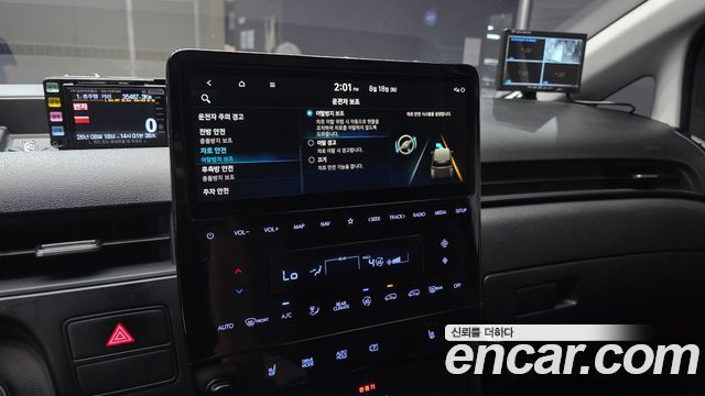 Hyundai Staria Ambulance 2023 — фото 15