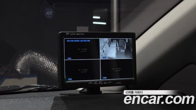 Hyundai Staria Ambulance 2023 — фото 27