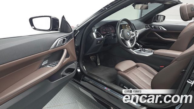 BMW 4 Series (G22) 420i M Sport Convertible 2022 — фото 10