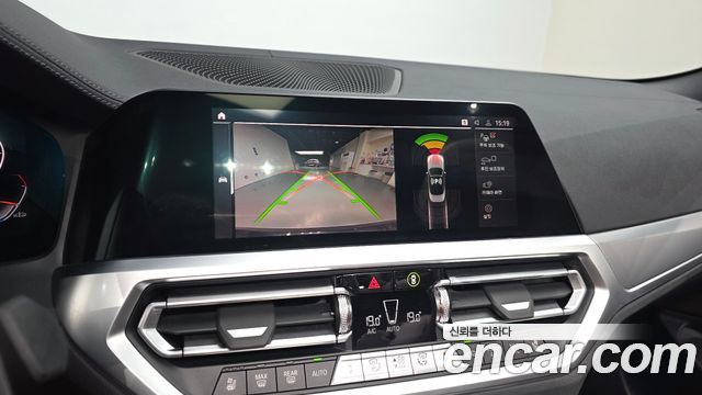 BMW 4 Series (G22) 420i M Sport Convertible 2022 — фото 14