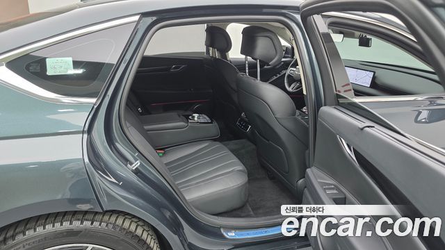 Genesis G80 (RG3) Gasoline 3.5 Turbo AWD 2025 — фото 12