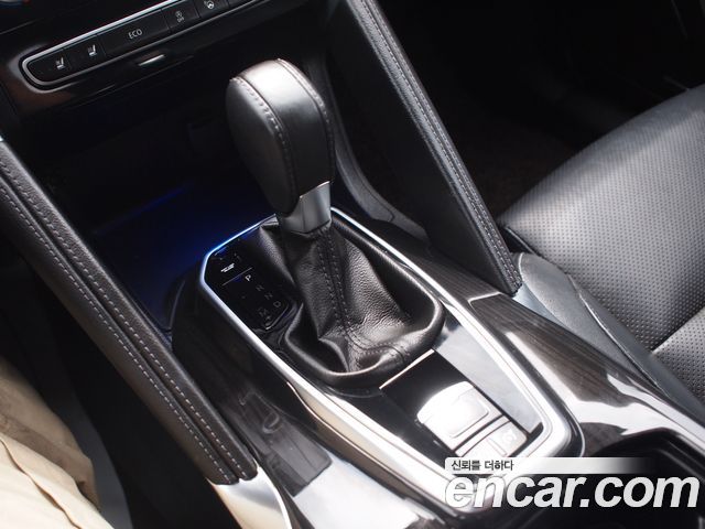 Renault Korea QM6 Diesel 2WD LE 2018 — фото 13
