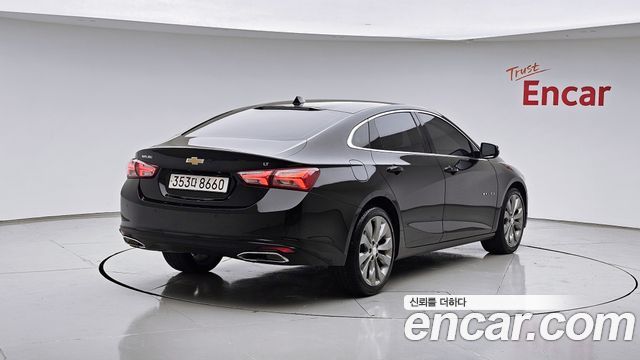 Chevrolet Malibu 2.0 Turbo LT Special 2022 — фото 2