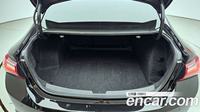 Chevrolet Malibu 2.0 Turbo LT Special 2022 — фото 19