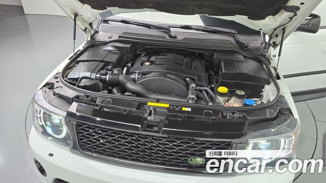 Land Rover Range Rover Sport 3.0 SDV6 2013 — фото 6
