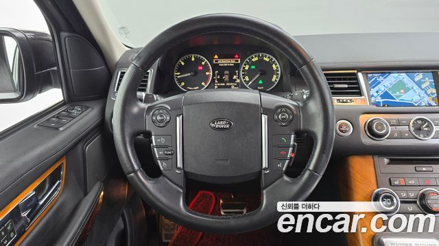 Land Rover Range Rover Sport 3.0 SDV6 2013 — фото 14
