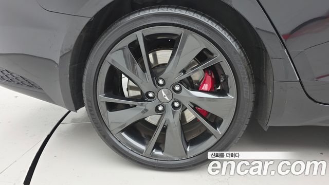 Genesis G70 Gasoline 2.0T 4WD 2023 — фото 5