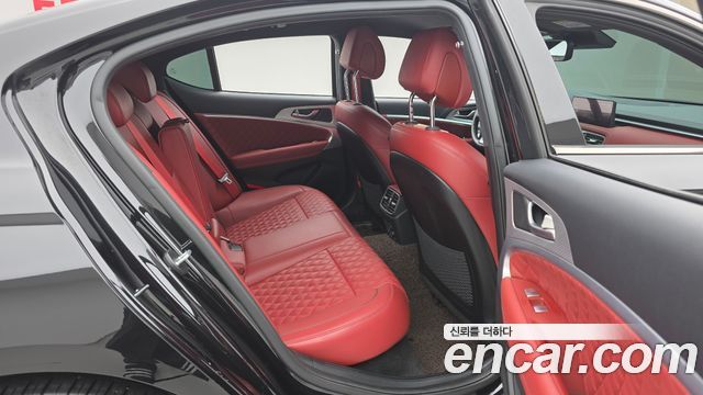 Genesis G70 Gasoline 2.0T 4WD 2023 — фото 12
