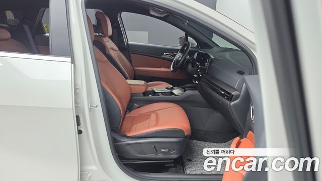 Kia Sportage (V) Gasoline 1.6 Turbo 2WD Signature 2025 — фото 11