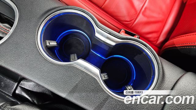 Ford Mustang Convertible 2021 — фото 17