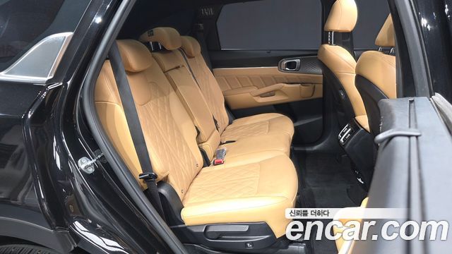 Kia Sorento (IV) Gasoline 2.5T 2WD Signature 2023 — фото 12