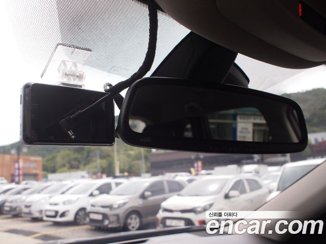 Renault Korea QM6 Diesel 2WD RE Signature 2017 — фото 24