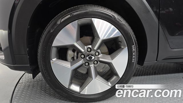 KG Mobility (SsangYong) Torres EVX E7 2024 — фото 5