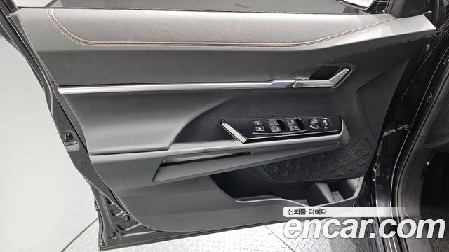 KG Mobility (SsangYong) Torres EVX E7 2024 — фото 24