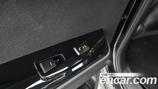 KG Mobility (SsangYong) Torres EVX E7 2024 — фото 30