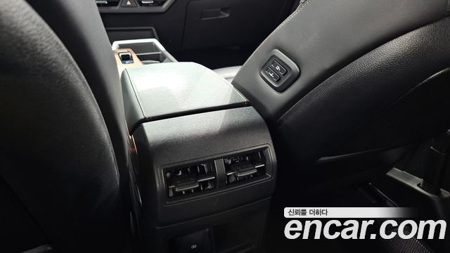 KG Mobility (SsangYong) Torres EVX E7 2024 — фото 31