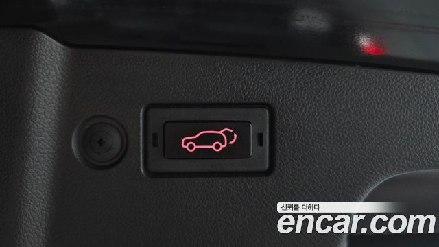 KG Mobility (SsangYong) Torres EVX E7 2024 — фото 33