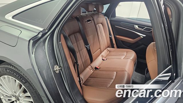 Audi A6 (C8) 40 TDI Premium 2020 — фото 11
