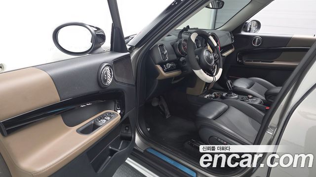 MINI Cooper Countryman HIGH 2nd 2020 — фото 10