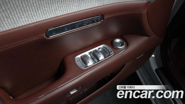 Genesis G90 (RS4) Gasoline 3.5 Turbo AWD 2022 — фото 40