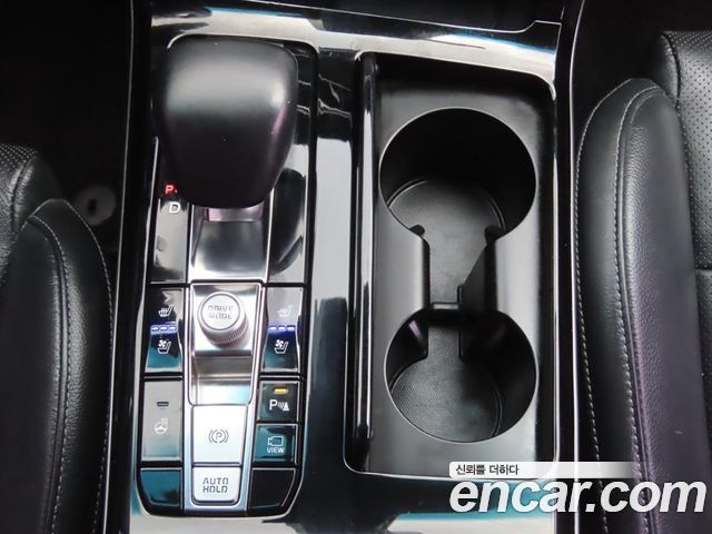 Kia K7 Premier 3.0 GDI Noblesse 2020 — фото 18