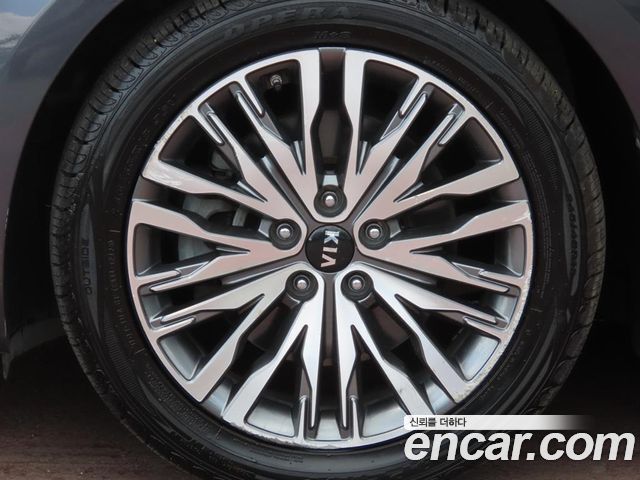Kia K7 Premier 3.0 GDI Noblesse 2020 — фото 24