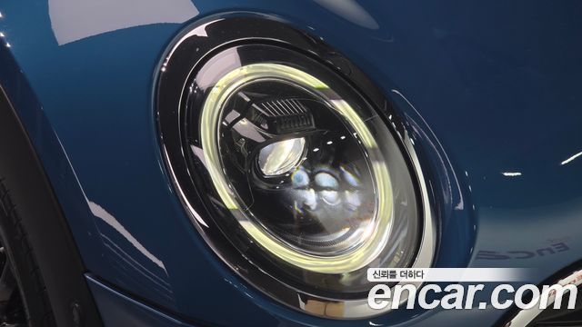 MINI Cooper Clubman Classic Plus Lite 2nd 2022 — фото 28
