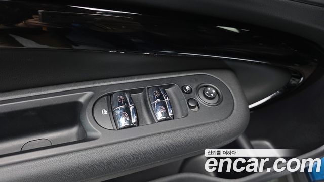 MINI Cooper Clubman Classic Plus Lite 2nd 2022 — фото 35