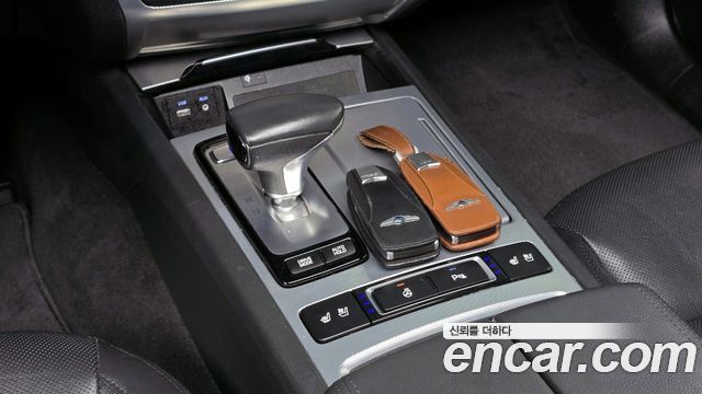 Genesis G80 3.3 GDI AWD Luxury 2017 — фото 9