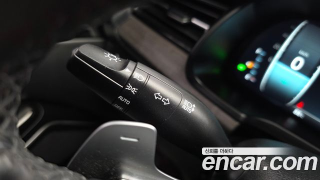 Kia K7 Premier Hybrid Signature 2020 — фото 35