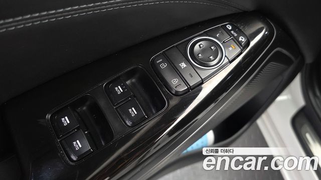 Kia K7 Premier Hybrid Signature 2020 — фото 36