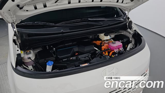 Hyundai Staria HEV 1.6 Cargo 5-Seater Modern 2025 — фото 6