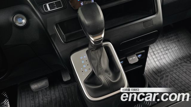 Hyundai Staria HEV 1.6 Cargo 5-Seater Modern 2025 — фото 9